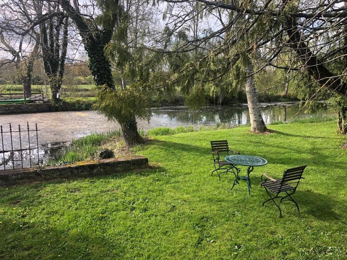 Le Domaine Du Moulin Foulon Hotel Essay Exterior foto